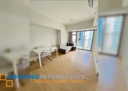 fully furnished 1br unit with balcony for lease in park triangle residences