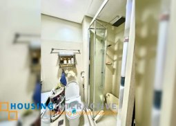 1br unit for rent in fame residences