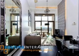 fully furnished 2br unit with balcony and parking for lease in joya lofts and towers