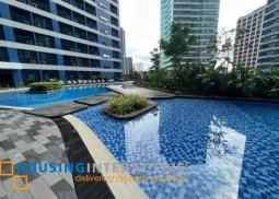 1br unit for rent in air residences