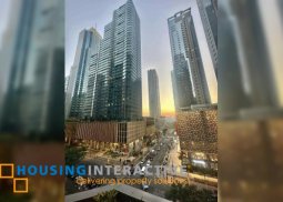 fully furnished 2br unit with parking for lease in uptown ritz