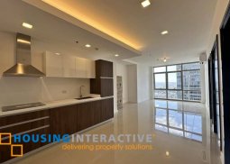 2br unit with parking for lease in west gallery place