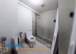 a studio type unit for lease in two maridien