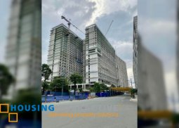 rush 1br unit for sale in park mckinley west, taguig