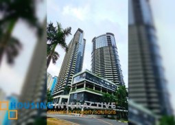 2br unit with parking for sale in arya residences
