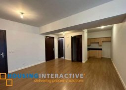 2br brandnew unit with parking for sale in verve residences