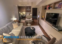 fully furnished 1br unit with balcony and parking for sale in shang salcedo place