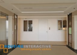 fully furnished 2br unit with parking for lease in oak harbor residences