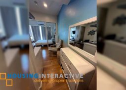 fully furnished 1br unit with balcony for lease in acqua private residences