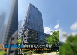 unfurnished 2br unit with parking for sale in west gallery place