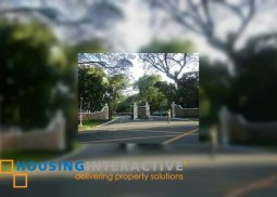 2-storey house for rent in forbespark, mckinley rd