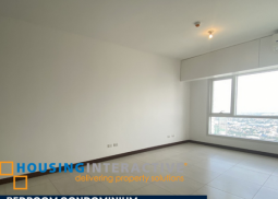 bare 2br unit with parking for sale in royalton in capitol commons