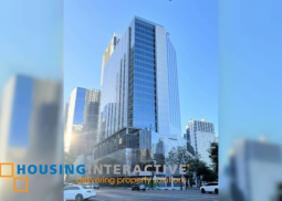 bare office space for rent at park triangle corporate center