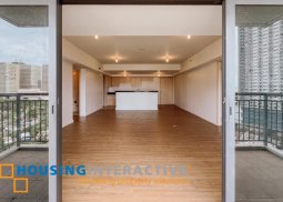 rare 3br unit with parking for sale in high park, vertis north