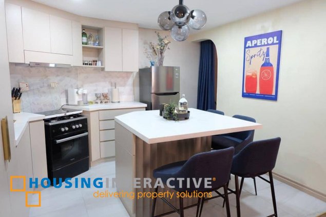 fully furnished 3br penthouse unit for lease/rent at mckinley garden villas