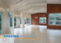 2-storey house for lease in san lorenzo village