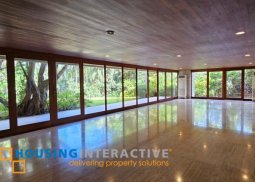 big forbes house for lease in forbes house