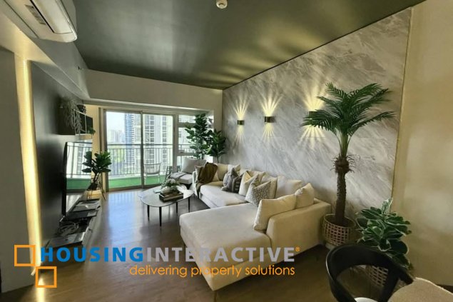 fully furnished 2br unit with parking for lease in verve residences