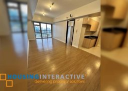 1br unit for lease in park triangle residences