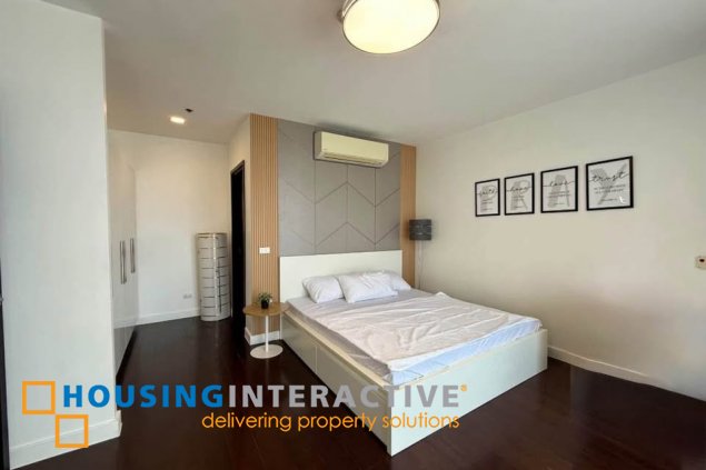 fully furnished 2br unit with parking for lease in east gallery place