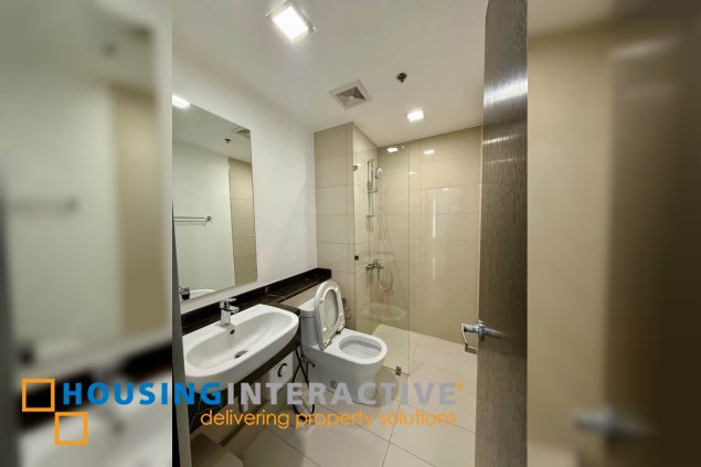 fully furnished 2br unit with parking for lease in east gallery place