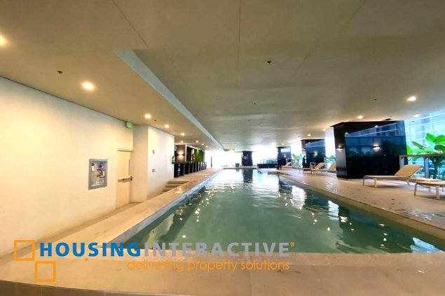fully furnished 1br unit with balcony and parking for lease in east gallery place