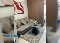 fully furnished 1br unit with balcony for lease in red residences