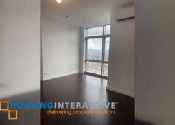 semi-furnished 2br unit with parking for lease in west gallery place