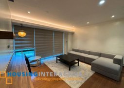 unfurnished 2br unit with balcony and parking for lease in regent parkway