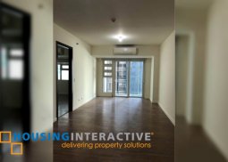 semi-furnished 1br unit with balcony for lease in kroma tower