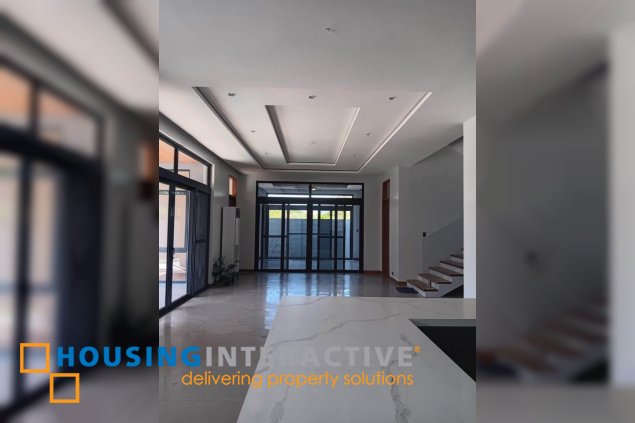 for sale: 5 bedroom in manila southwoods estates, carmona