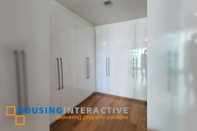 fully furnished 2br unit for lease in park terraces