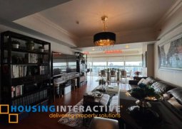 semi-furnished 3br unit with balcony and parking for sale in discovery primea