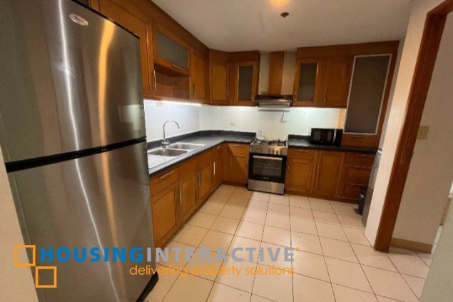 fully furnished 2br unit with parking for sale in bonifacio ridge