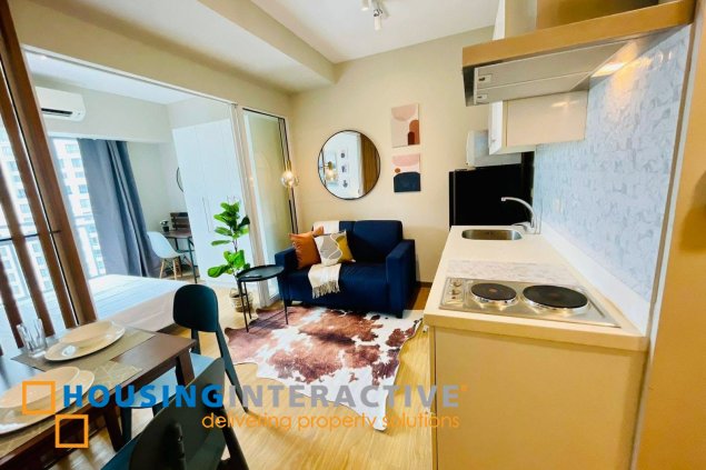 fully furnished 1br unit for lease in acqua private residences