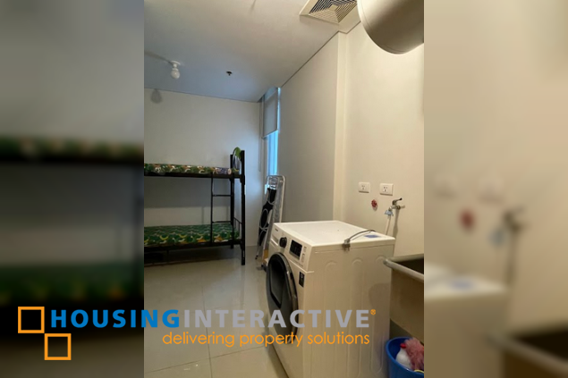 fully furnished 2br unit with parking for lease in park terraces