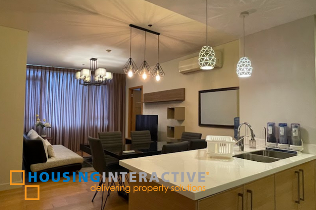fully furnished 2br unit with parking for lease in park terraces