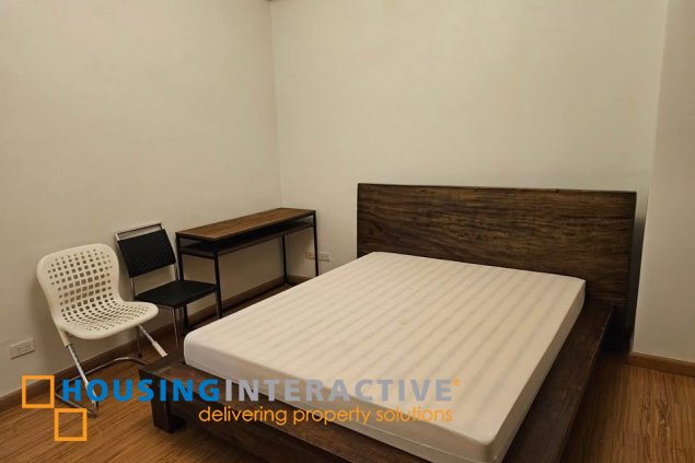 fully furnished 1br unit with parking for sale in the icon residences