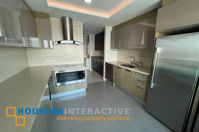 fully furnished 3br unit with parking for rent in edades tower
