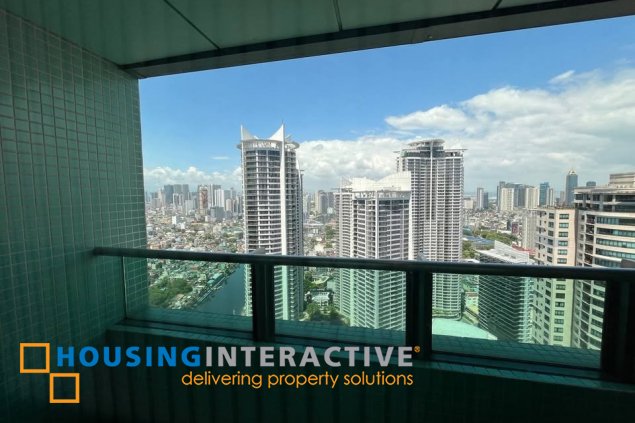fully furnished 3br unit with parking for rent in edades tower