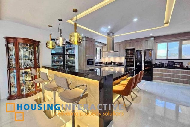brandnew 6br house for sale in portofino heights