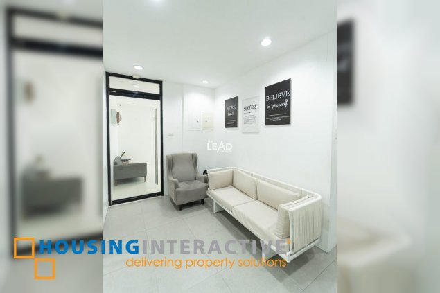 commercial building for sale in bf homes