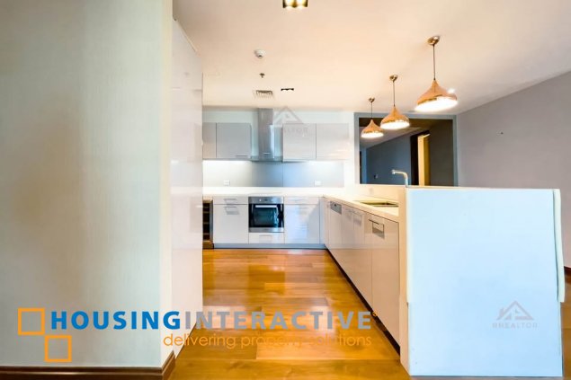 semi-furnished 3br unit with parking for sale in horizon homes at shangri-la at the fort