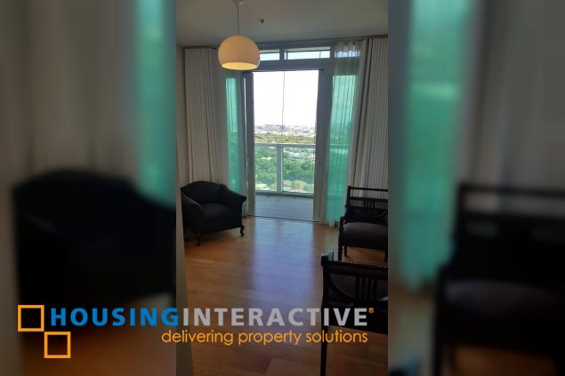 2br unit with parking for sale in park terraces