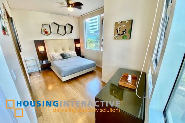 fully furnished 2br unit with parking for lease in park terraces