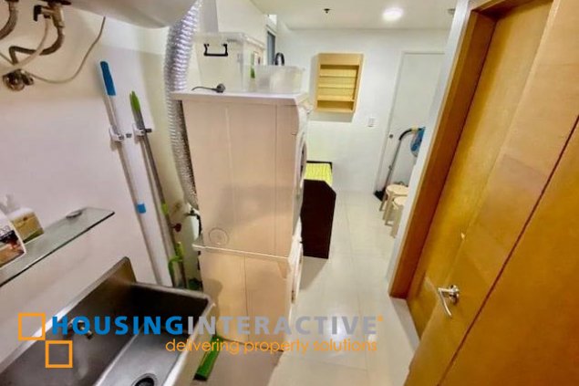 fully furnished 2br unit with parking for lease in park terraces