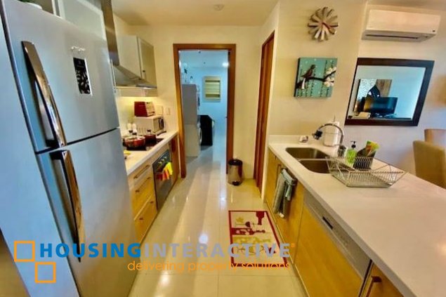 fully furnished 2br unit with parking for lease in park terraces