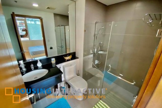 fully furnished 2br unit with parking for lease in park terraces