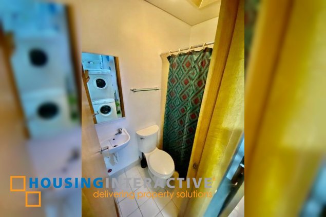 fully furnished 2br unit with parking for lease in park terraces