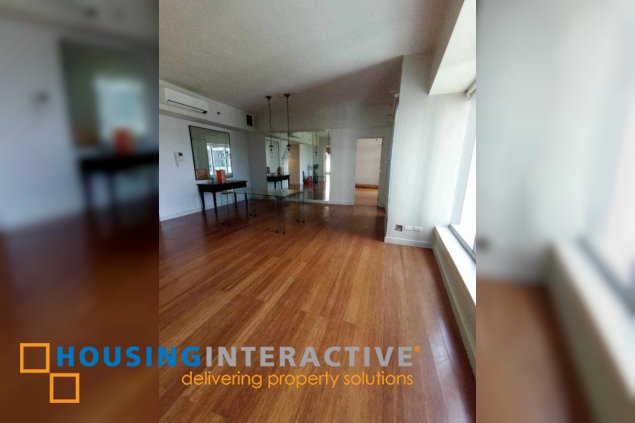 for sale: spacious 3-bedroom unit in beaufort